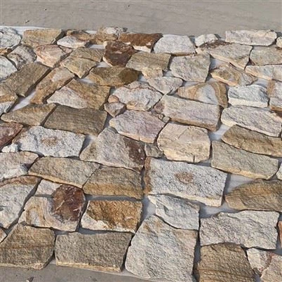 Revestimento de arenito branco e enferrujado formato irregular JRSR-066